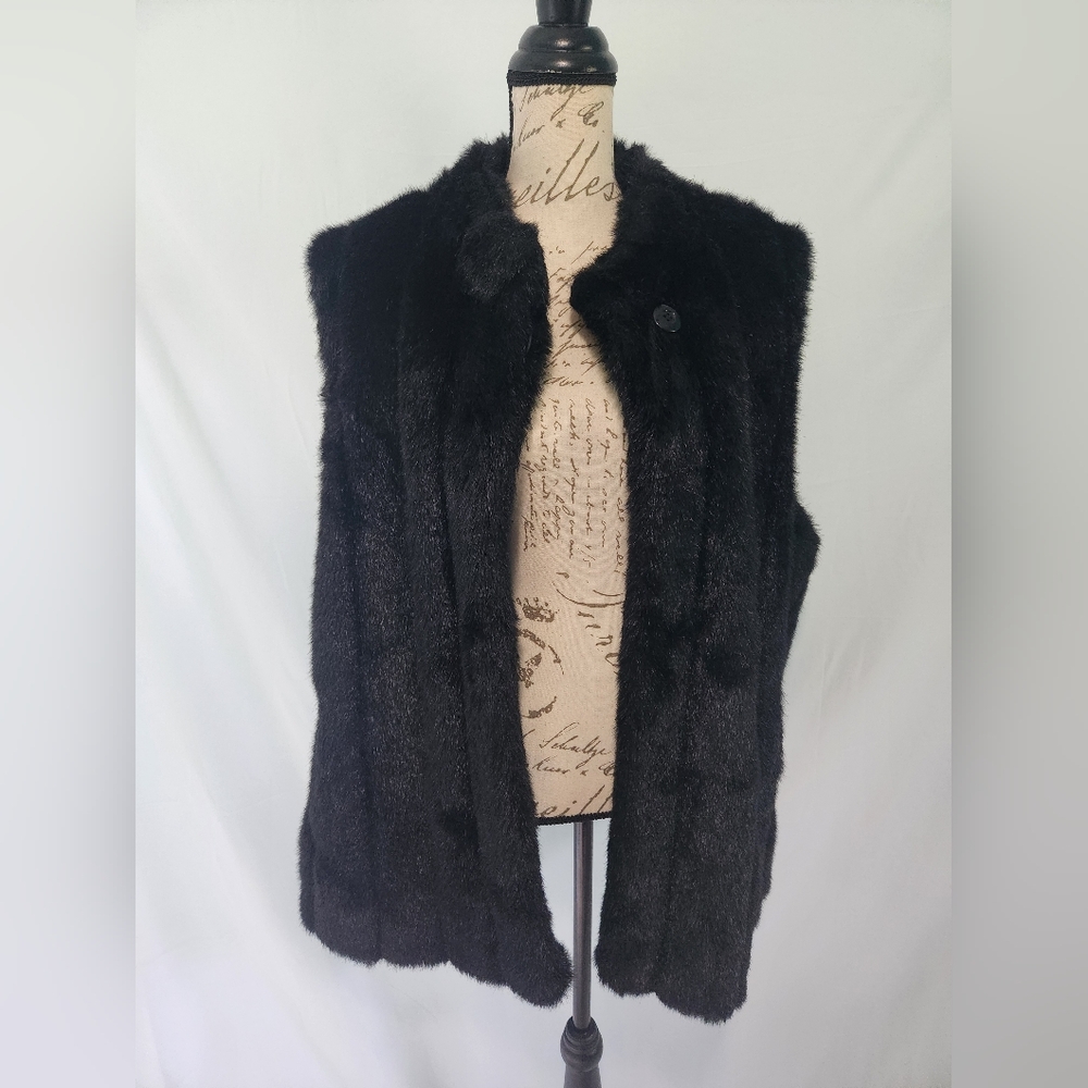 Terry Lewis Classic Luxuries Black Faux Fur Sleeveless Jacket Vest Halloween Ken